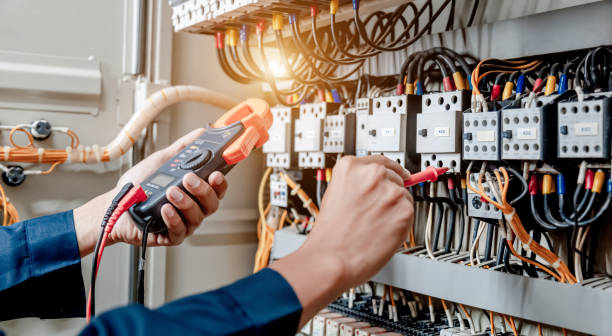 Best Local Electrician Companies  in Merced, CA